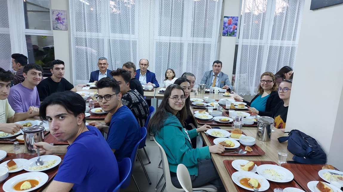 Kaymakamımız Tahsin Kurtbeyoğlu ve İlçe Milli Eğitim Müdürümüz Emin DİNGİN Pansiyonumuzu Ziyaret Ettiler